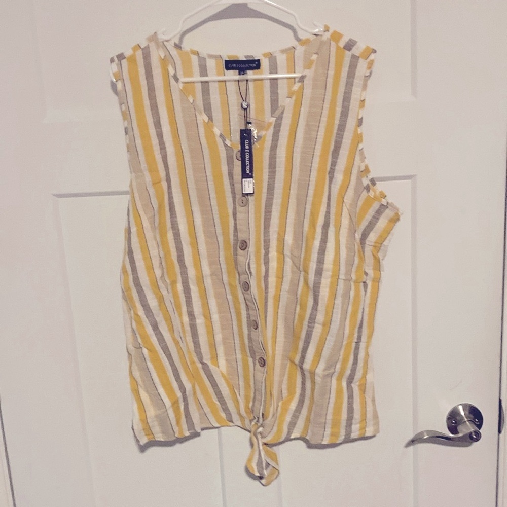 NWT SZ 2X BUTTON UP TANK